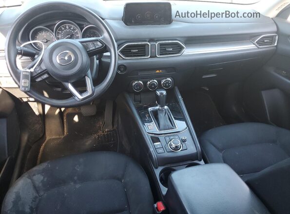 JM3KFABL6H0109358 2017 MAZDA CX-5 Black Vista del salpicadero