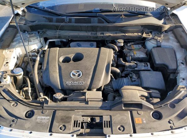 JM3KFABL8H0125240 2017 MAZDA CX-5 White Вид задньої частини салону