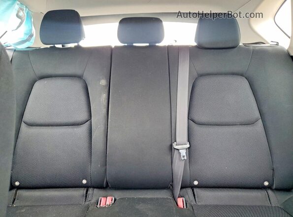 JM3KFABM6J1342682 2018 MAZDA CX-5 Blue Widok tylnych siedzeń