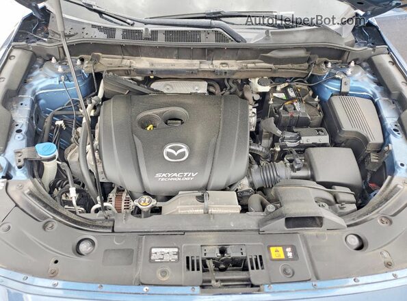 JM3KFABM6J1342682 2018 MAZDA CX-5 Blue Widok komory silnika