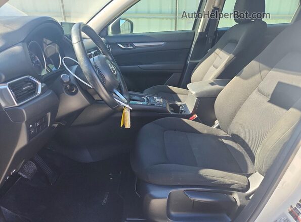 JM3KFABM7K0684228 2019 MAZDA CX-5 Белый Вид салона спереди