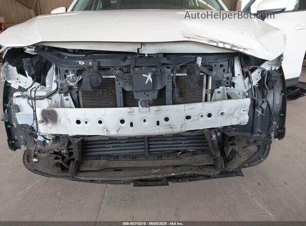 JM3KFABMXJ1458032 2018 MAZDA CX-5 White Вид спереду