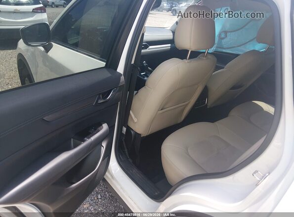 JM3KFACL4H0154653 2017 MAZDA CX-5 White VIN კოდის სტიკერის ხედი