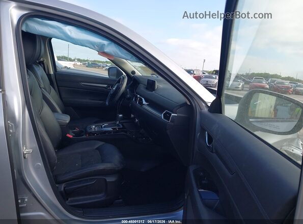 JM3KFACM0J0346599 2018 MAZDA CX-5 Silver წინა სალონის ხედი