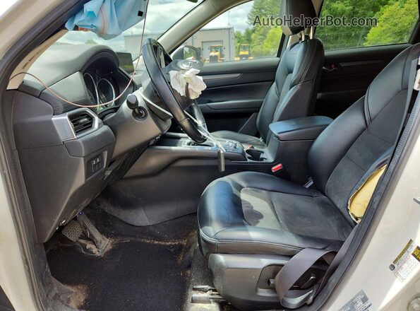 JM3KFACM2J1356514 2018 MAZDA CX-5 Белый Вид салона спереди