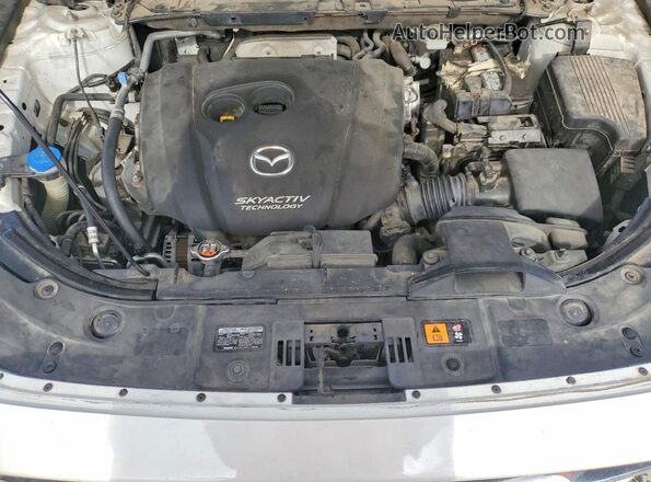 JM3KFACM4J0336920 2018 MAZDA CX-5 Белый Вид задней части салона