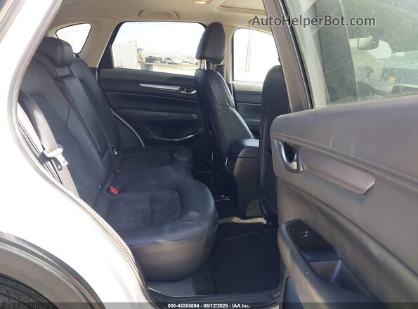 JM3KFACM4K0666879 2019 MAZDA CX-5 White Vista de la etiqueta del VIN