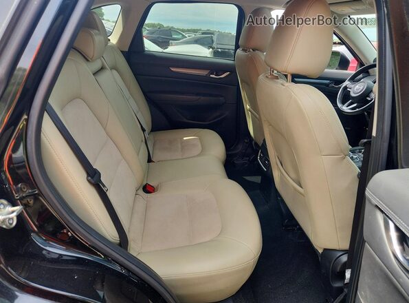 JM3KFACM7J1372949 2018 MAZDA CX-5 Черный Вид задних сидений