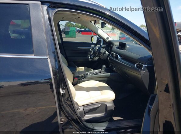 JM3KFACM8J1353861 2018 MAZDA CX-5 Black Front interior view