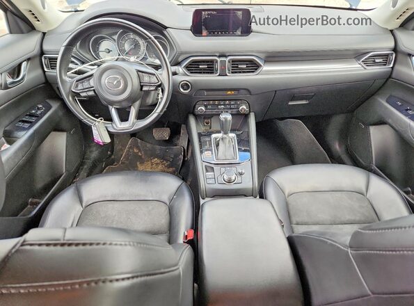 JM3KFACM8K1572353 2019 MAZDA CX-5 Blue Vista del salpicadero