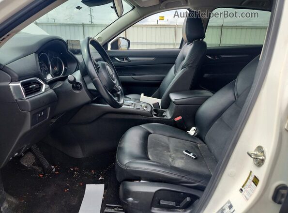 JM3KFACM8L0754223 2020 MAZDA CX-5 White Вид салону спереду