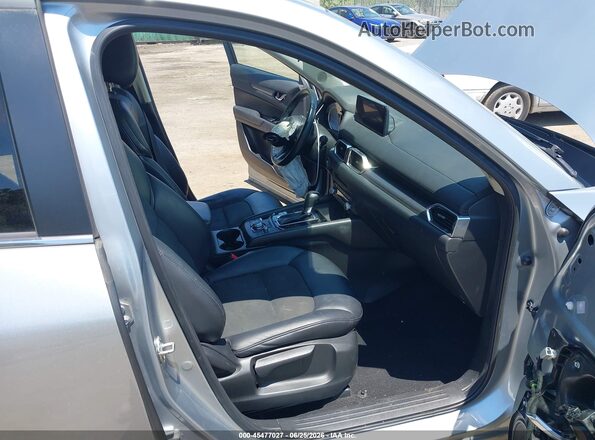 JM3KFACM9M0342300 2021 MAZDA CX-5 Серебряный Вид салона спереди