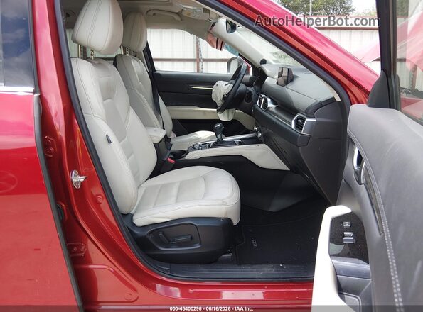 JM3KFADL7H0116672 2017 MAZDA CX-5 Red Front interior view