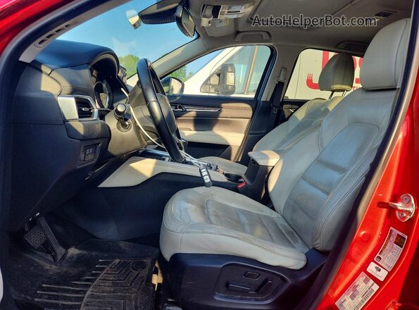 JM3KFADL7H0183529 2017 MAZDA CX-5 Red Front interior view