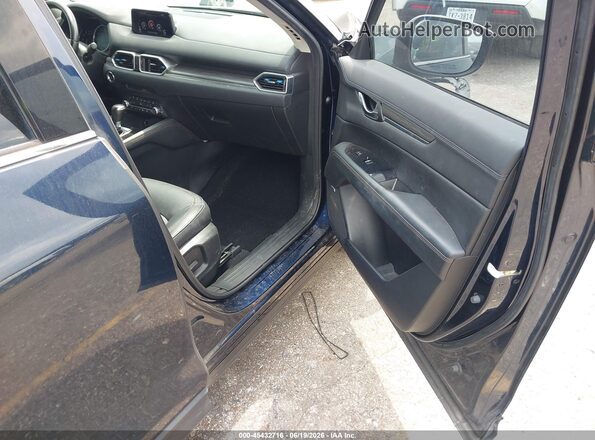 JM3KFADM0K1556825 2019 MAZDA CX-5 Blue Front interior view