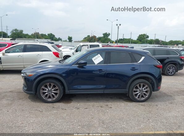 JM3KFADM0K1556825 2019 MAZDA CX-5 Blue 360 interior view