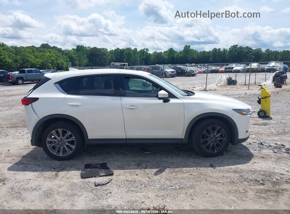 JM3KFADM1M1341537 2021 MAZDA CX-5 White Widok zestawu wskaźników