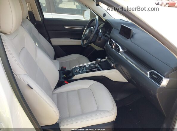 JM3KFADM4L0745839 2020 MAZDA CX-5 White Front interior view