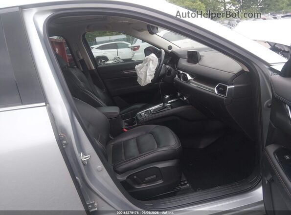 JM3KFADM5J0403071 2018 MAZDA CX-5 Silver Вид салону спереду