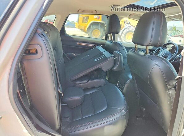 JM3KFADM5K1502128 2019 MAZDA CX-5 White Widok tylnych siedzeń