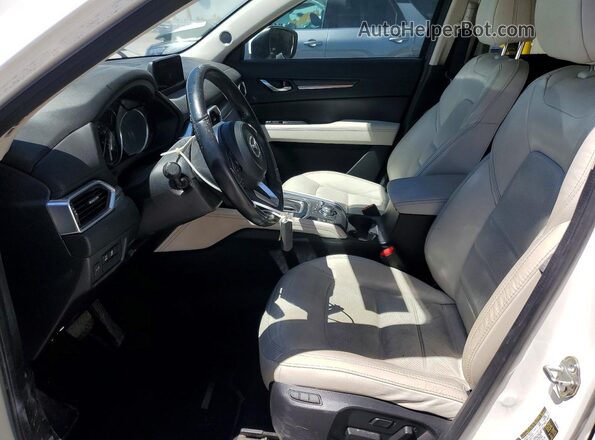 JM3KFADM6J1377686 2018 MAZDA CX-5 White Vista interior delantera