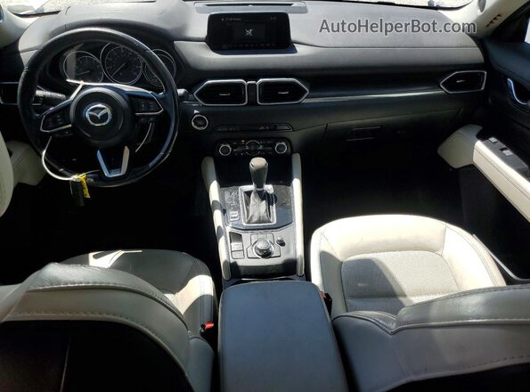 JM3KFADM6J1377686 2018 MAZDA CX-5 White Vista del salpicadero