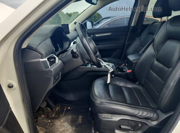 JM3KFADM6M0352040 2021 MAZDA CX-5 White წინა სალონის ხედი