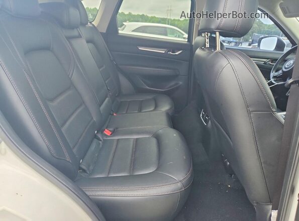 JM3KFADM6M0352040 2021 MAZDA CX-5 White უკანა სალონის ხედი