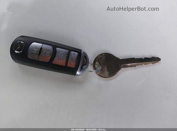 JM3KFADM9J0330741 2018 MAZDA CX-5 Silver Widok deski rozdzielczej