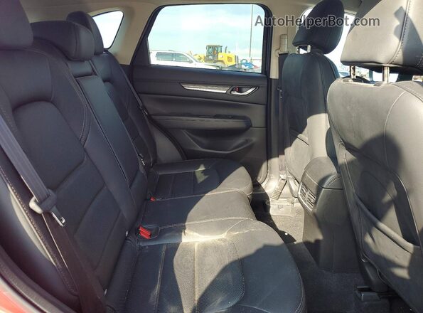 JM3KFADMXJ0309476 2018 MAZDA CX-5 Red უკანა სალონის ხედი