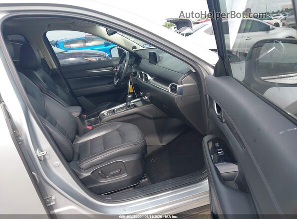 JM3KFADMXJ0311762 2018 MAZDA CX-5 Серебряный Вид салона спереди