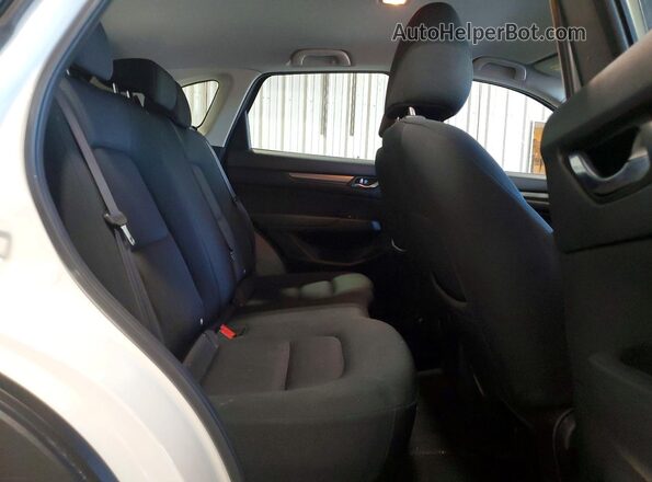 JM3KFBAM9N0546833 2022 MAZDA CX-5 White უკანა სალონის ხედი