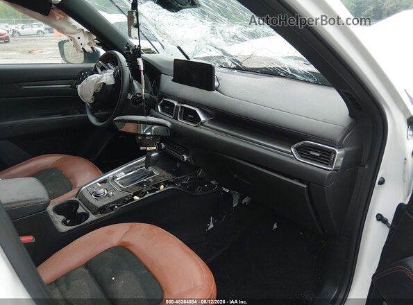 JM3KFBAY0S0574180 2025 MAZDA CX-5 Белый Вид салона спереди