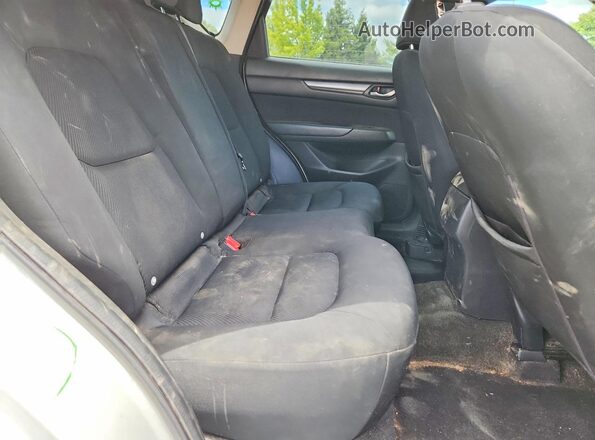 JM3KFBBL3H0113616 2017 MAZDA CX-5 White Սալոնի հետևի տեսք