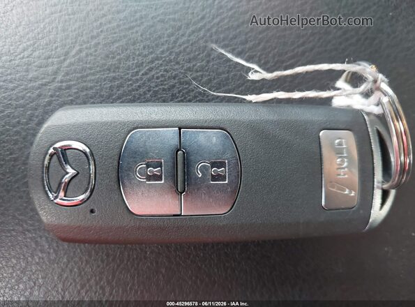 JM3KFBBL5H0176720 2017 MAZDA CX-5 White Vista del salpicadero
