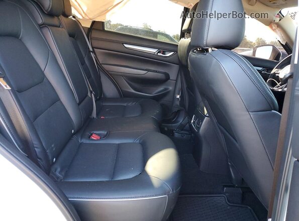 JM3KFBBL9S0660140 2025 MAZDA CX-5 White Вид задньої частини салону