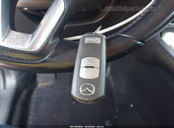 JM3KFBBM0J0430929 2018 MAZDA CX-5 Blue Vista del salpicadero