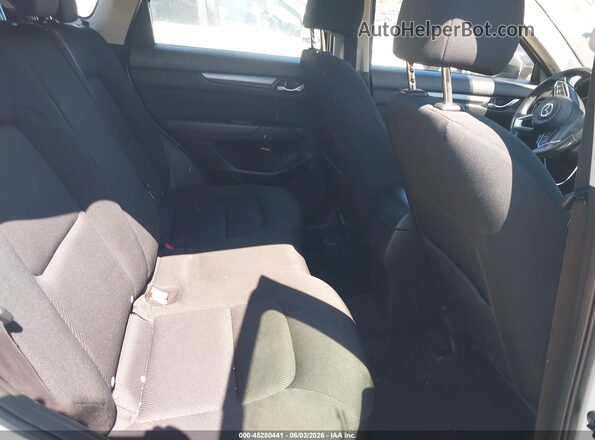 JM3KFBBM3J0450964 2018 MAZDA CX-5 White Vista de la etiqueta del VIN