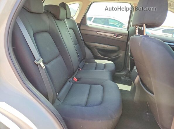 JM3KFBBM4L0745137 2020 MAZDA CX-5 White Vista de los asientos traseros