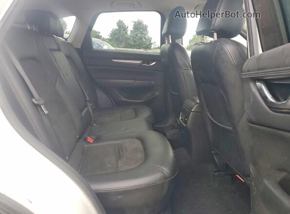 JM3KFBCL3H0226528 2017 MAZDA CX-5 White Вид задньої частини салону