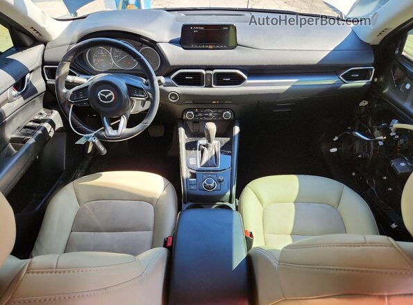 JM3KFBCL4H0206630 2017 MAZDA CX-5 Gray Dashboard view