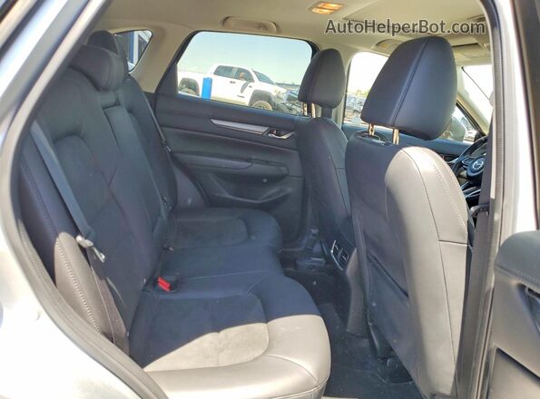 JM3KFBCL5H0199445 2017 MAZDA CX-5 Серебряный Вид задних сидений