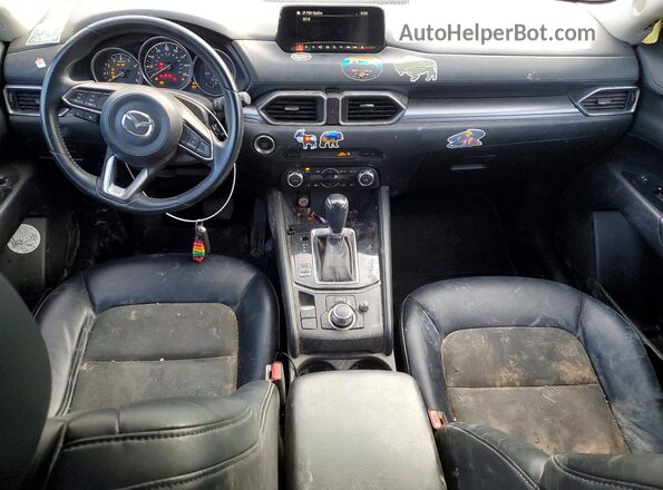 JM3KFBCL8H0107938 2017 MAZDA CX-5 Blue Dashboard view