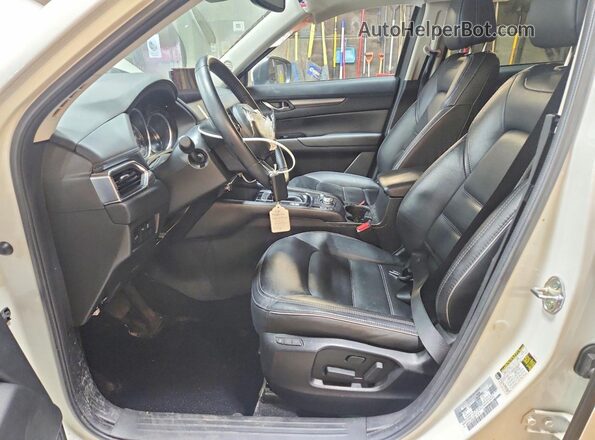 JM3KFBCLXR0533065 2024 MAZDA CX-5 Белый Вид салона спереди