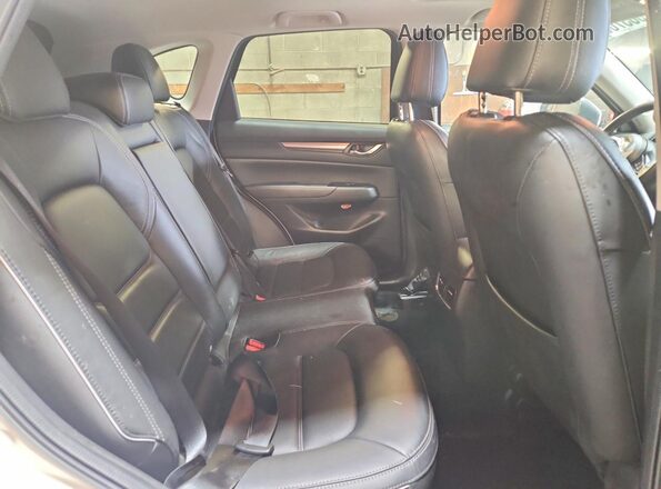 JM3KFBCLXR0533065 2024 MAZDA CX-5 Белый Вид задней части салона