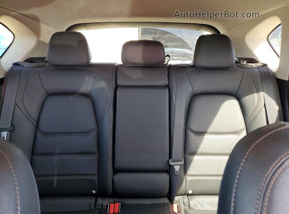JM3KFBCM1N1611570 2022 MAZDA CX-5 Красный Вид задних сидений