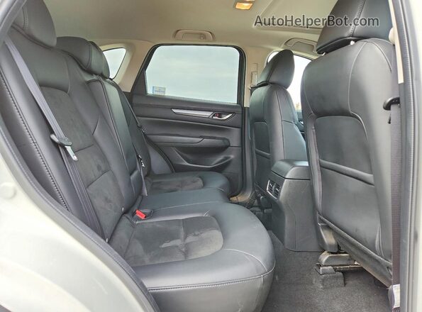 JM3KFBCM2L0798594 2020 MAZDA CX-5 White Vista interior trasera