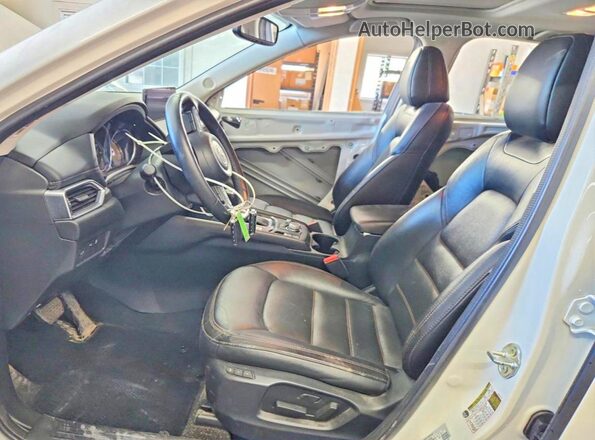 JM3KFBCM3P0237424 2023 MAZDA CX-5 White Front interior view