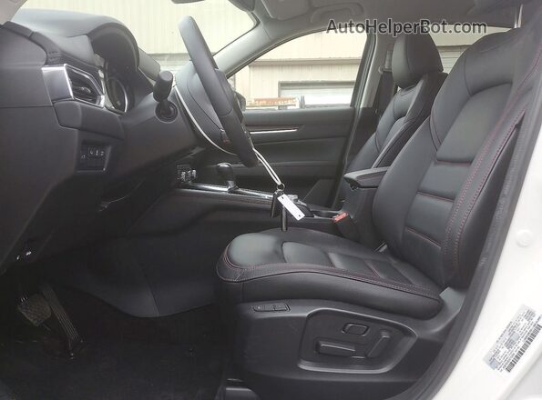 JM3KFBCM5S0710894 2025 MAZDA CX-5 White წინა სალონის ხედი