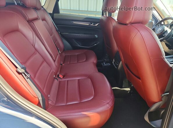 JM3KFBCM6N0581097 2022 MAZDA CX-5 Gray Rear interior view